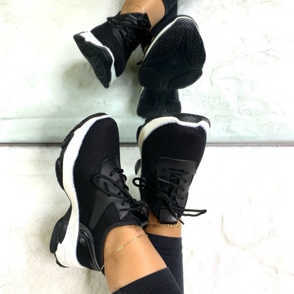 !! RESTOCKED !! Chunky Sole “Dad” Sneakers - Picture 5 of 6